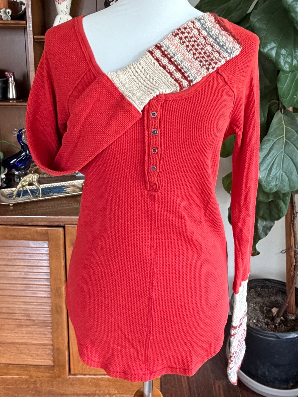 Free People Red Waffle Thermal L/S Detailed Embellished Sweater Sleeve Cuffs M